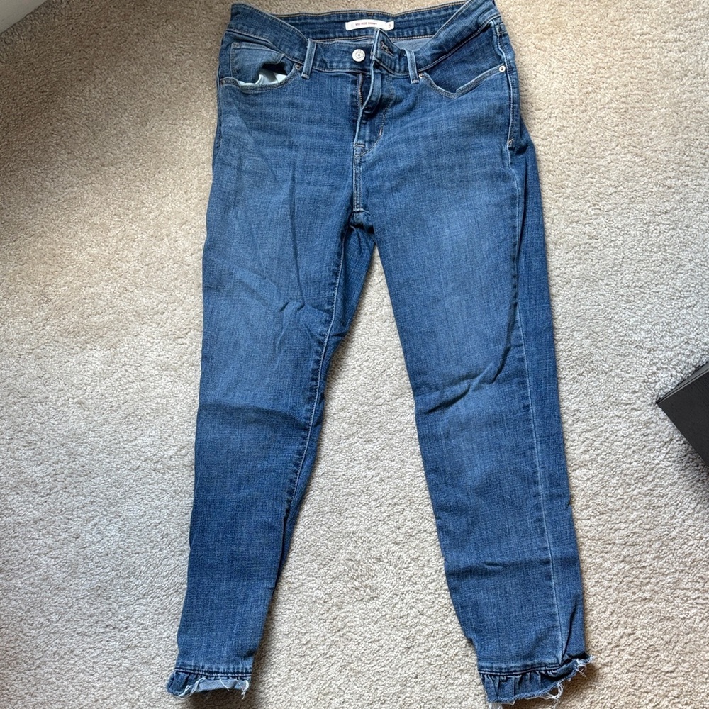 Signature by Levi Strauss Women's Cropped Blue Jeans